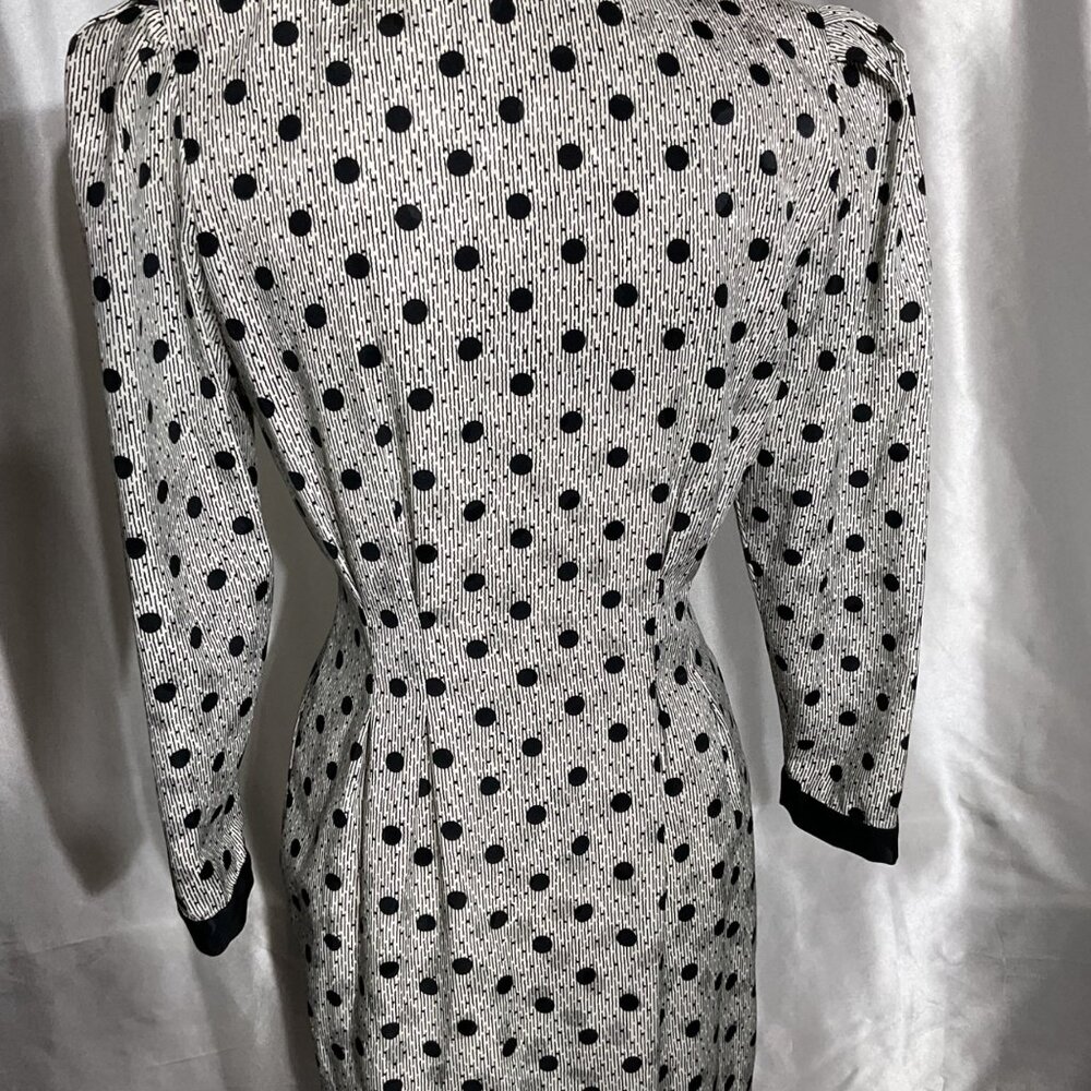 Vintage-Inspired Black & White Polka Dot Midi Dress With Gold Buttons & Bow Deta - Picture 8 of 15